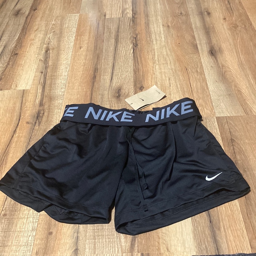 NWT Nike Shorts XS